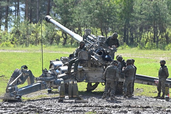 Ukraine Update: The heavy weapons spigot has finally opened for Ukraine 1