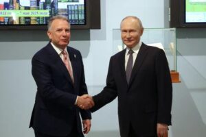 Witkoff Uses Kremlin Translators In Meetings With Putin 3