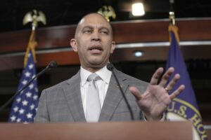 House Dems: Eriously-Say, Ix-Nay on Eachment-Impay, Orons-May 29
