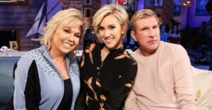 Trump To Pardon Reality TV Stars Todd And Julie Chrisley 2