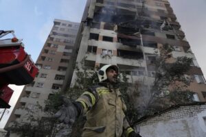 Israel Destroys Iran's Arak Nuclear Reactor 30
