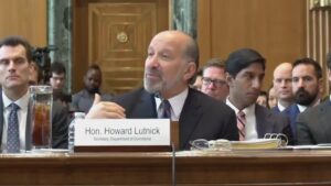 Lutnick's Incompetence Baffles Even Sen. Kennedy 8