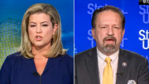'Not Accurate': CNN Host Goes Nuclear On Trump Aide For Mass Shootings Misinformation 6