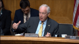 Johnson: Stock Trade Ban Makes Congress Job Too 'Unattractive' 8