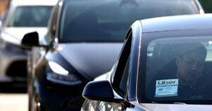 Uber and Lyft drivers can unionize under new law signed by Newsom. How does it work? 9