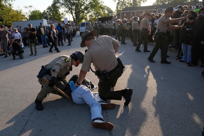 Get Tough on Criminals to Avoid Needing the Guard 1 Get Tough on Criminals to Avoid Needing the Guard 1