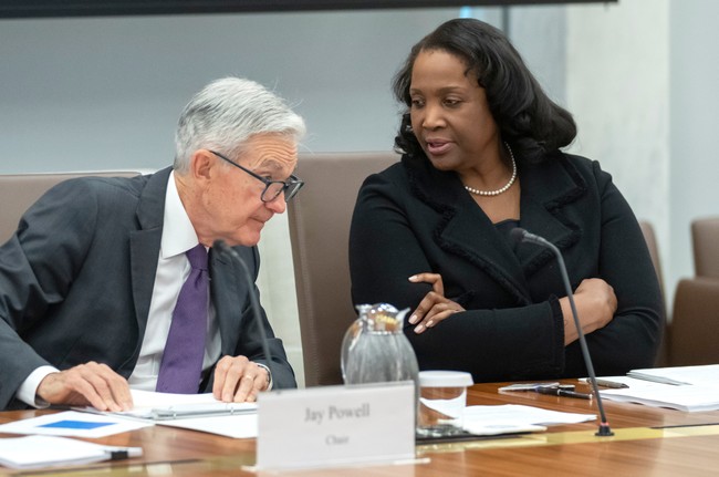 NEW: SCOTUS Keeps Cook on Fed Board ... For Now 1