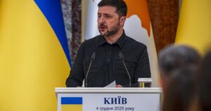 Alarm grows in Europe over what is seen as Trump's 'betrayal' of Ukraine 8